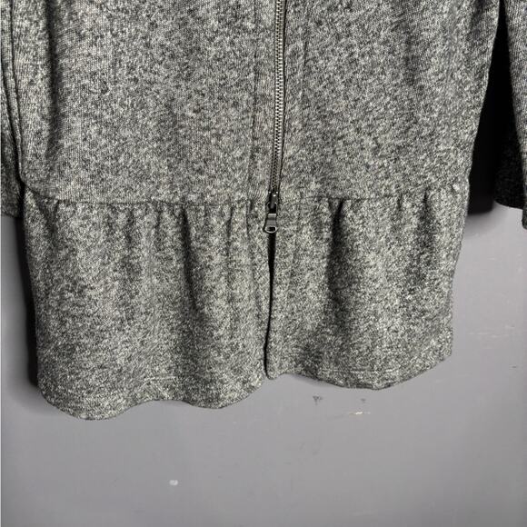 Express Gray Zipper Front Peplum Sweater Size Medium - Picture 2 of 7